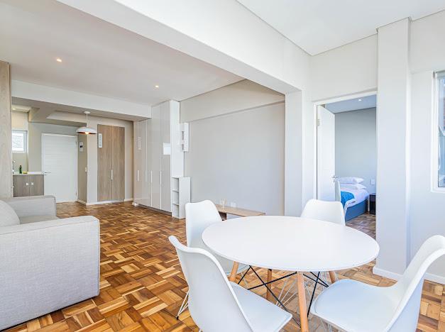 To Let 2 Bedroom Property for Rent in Sea Point Western Cape